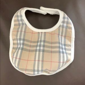 Burberry bib